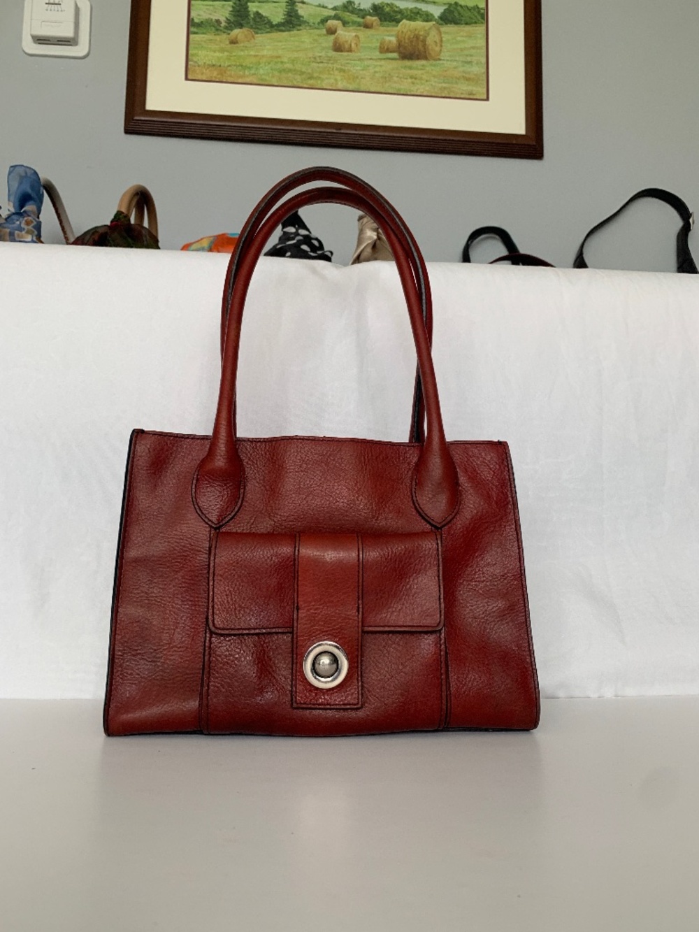 PELLE Studio Timeless Genuine Leather Vintage 90s Medium Burgundy.